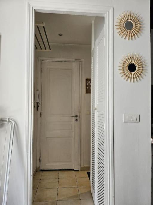 Charmant Nice Appartement 5 Personnes People Max パリ エクステリア 写真